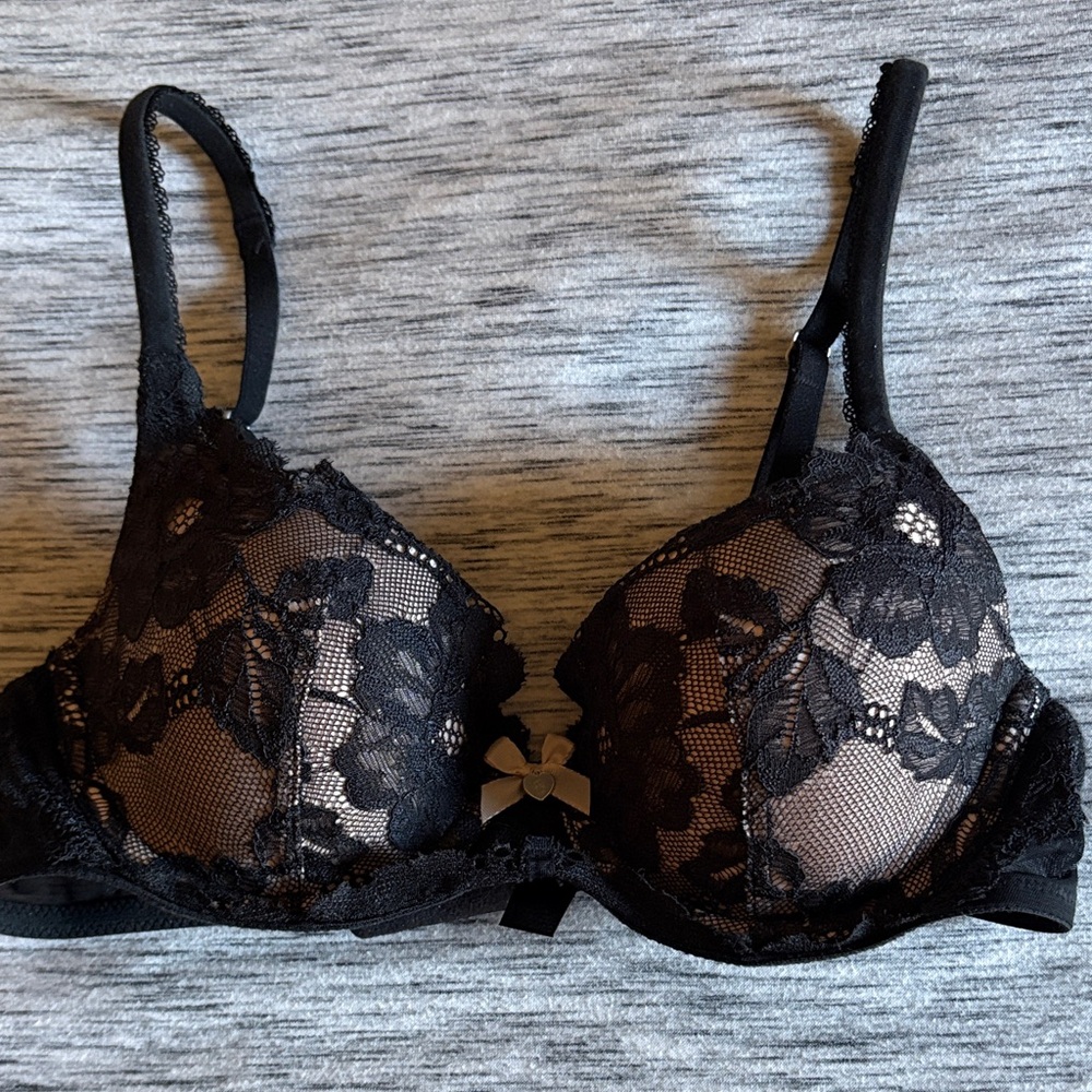 Victorias Secret Black Lace Bra